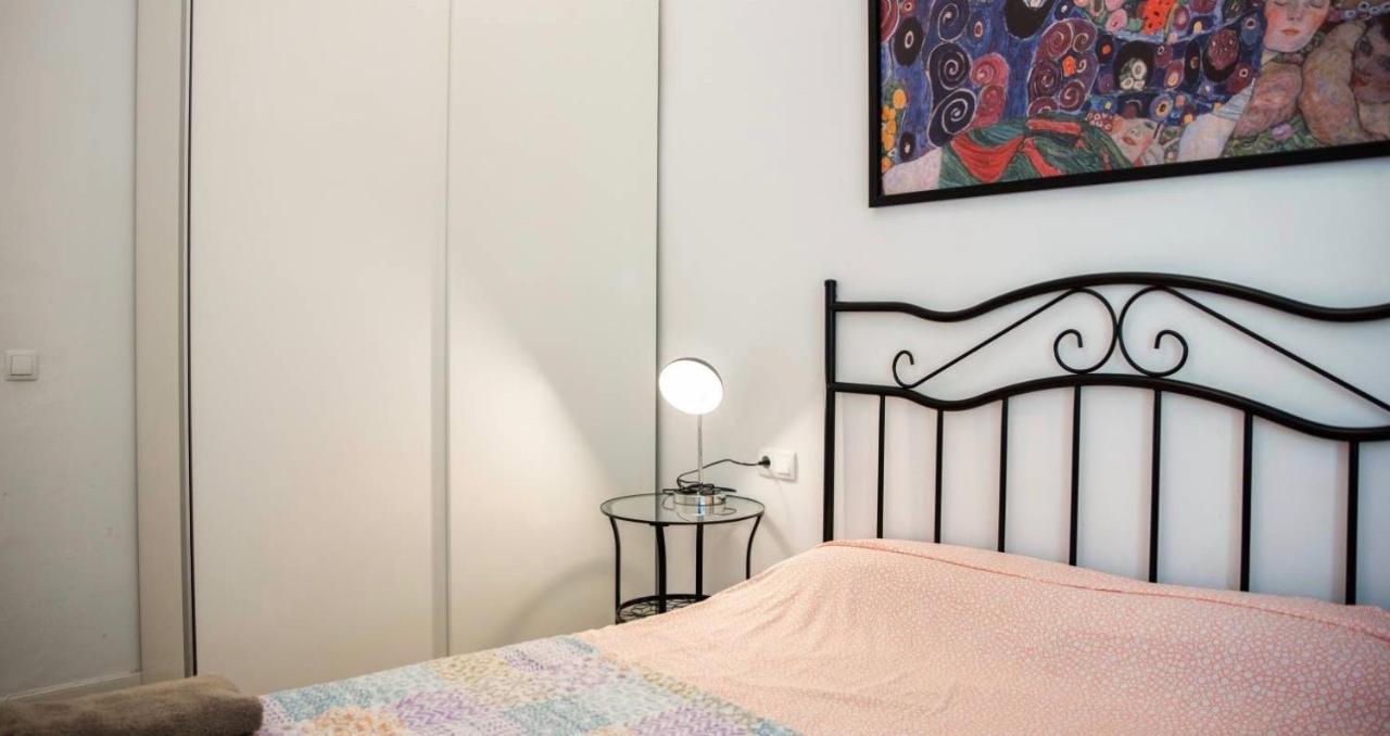 Eixample Apartments - Pova Βαρκελώνη Εξωτερικό φωτογραφία