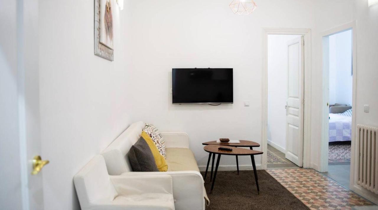 Eixample Apartments - Pova Βαρκελώνη Εξωτερικό φωτογραφία